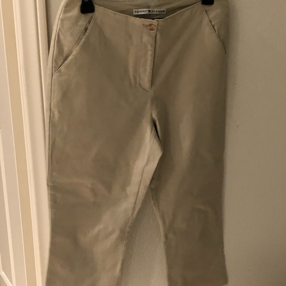 Capris - Picture 1 of 2